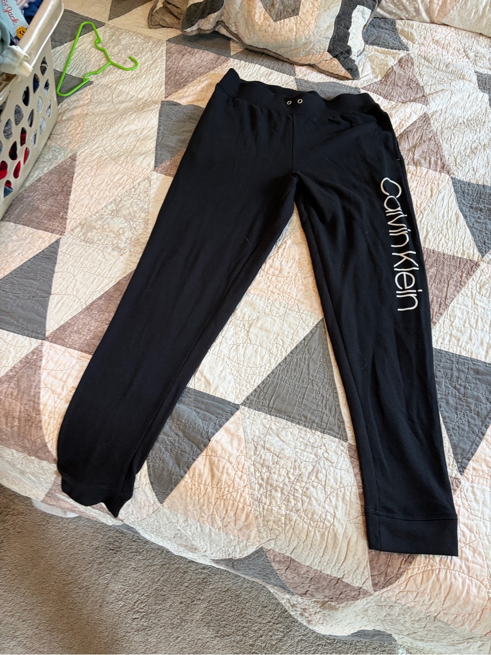 Calvin Klein women’s sleepwear Black Logo Jogger Pants